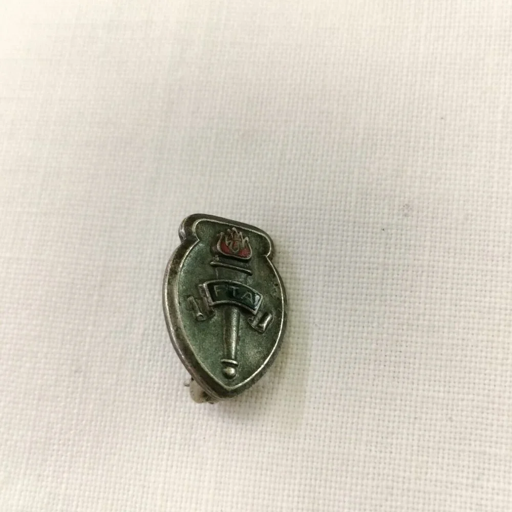 925 Sterling Silver - Vintage Enamel FTA Torch Teachers Brooch Pin